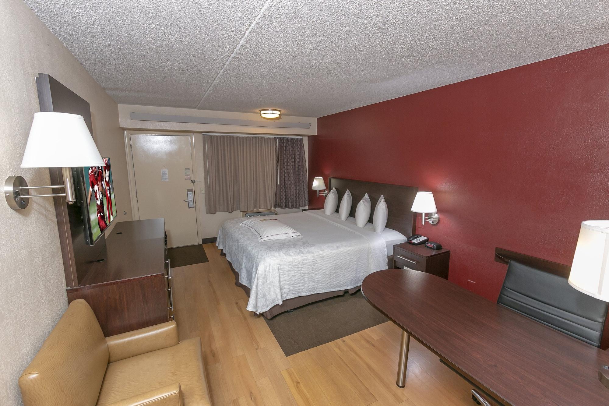 Red Roof Inn Plus+ Columbus - Dublin Exterior photo