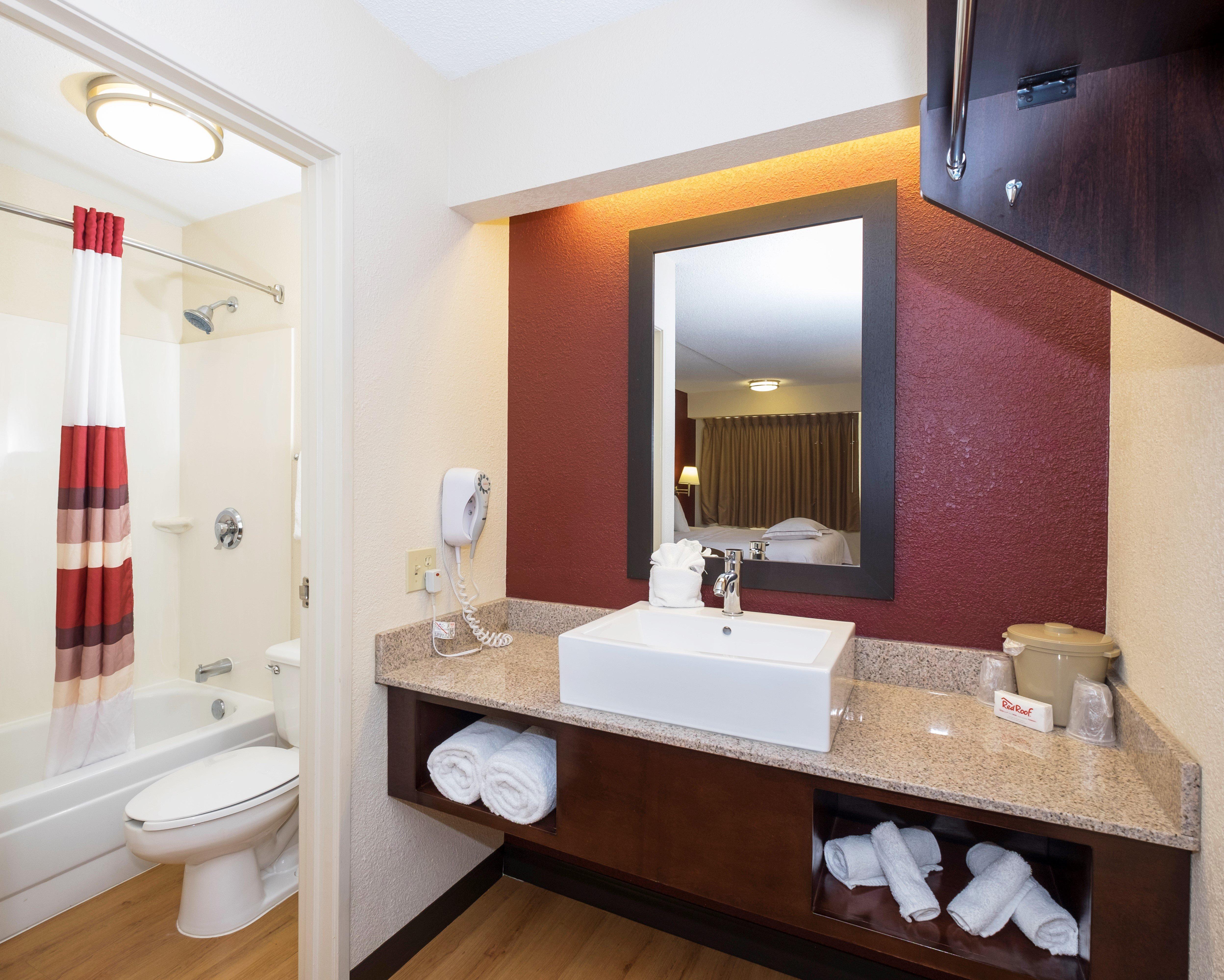 Red Roof Inn Plus+ Columbus - Dublin Exterior photo